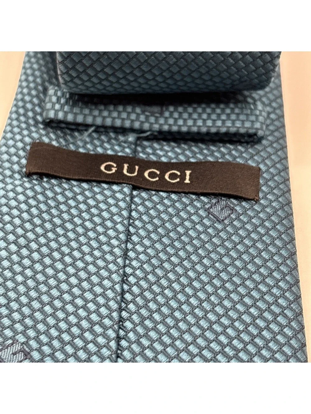 GUCCI Men’s Teal Mono Silk Tie GG Logo Pattern Standard